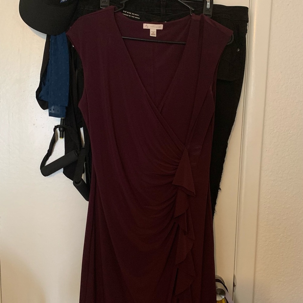 Purple/burgundy sleeveless faux wrap dress